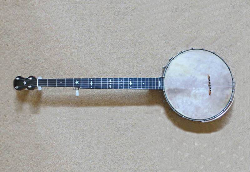 Banjo W. A. Cole Eclipse modèle 2500.